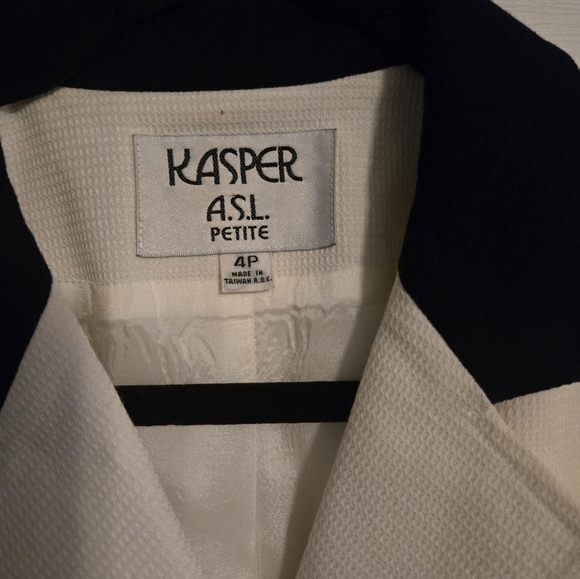 Jacket - Picture 3 of 5